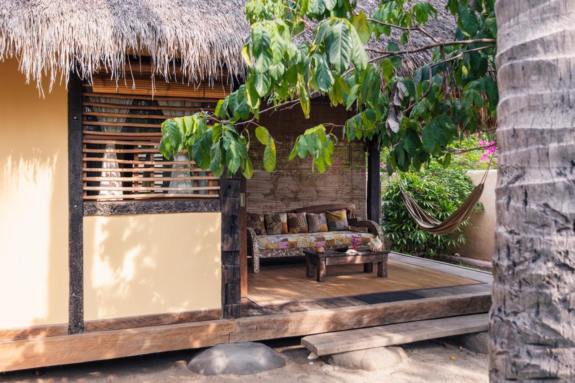Gili Asahan Eco Lodge & Restaurant Exterior photo